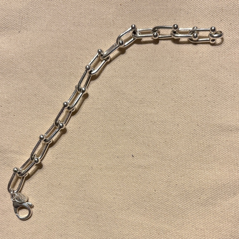 Elegant Silver Chain Bracelet